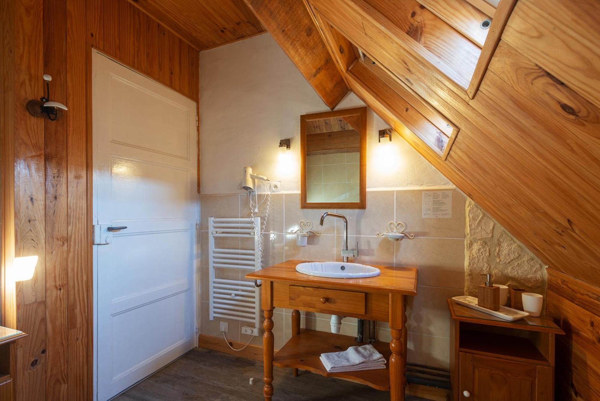 Hotel Boutique Saint-Louis Lisieux Zewnętrze zdjęcie