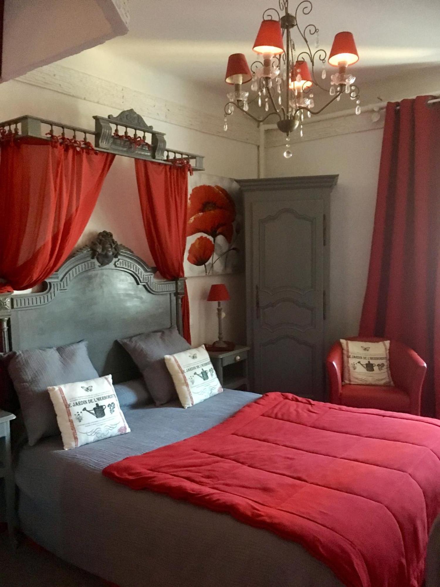 Hotel Boutique Saint-Louis Lisieux Zewnętrze zdjęcie