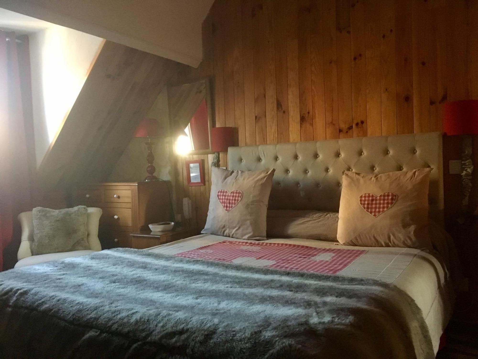 Hotel Boutique Saint-Louis Lisieux Zewnętrze zdjęcie